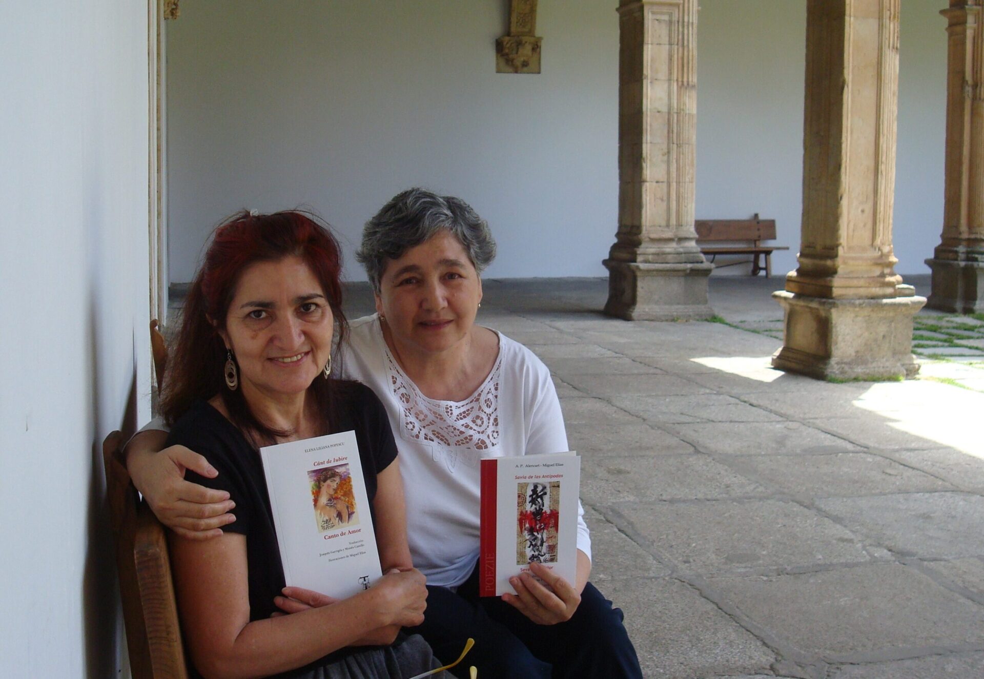 Elena Liliana Popescu y Jacqueline Alencar