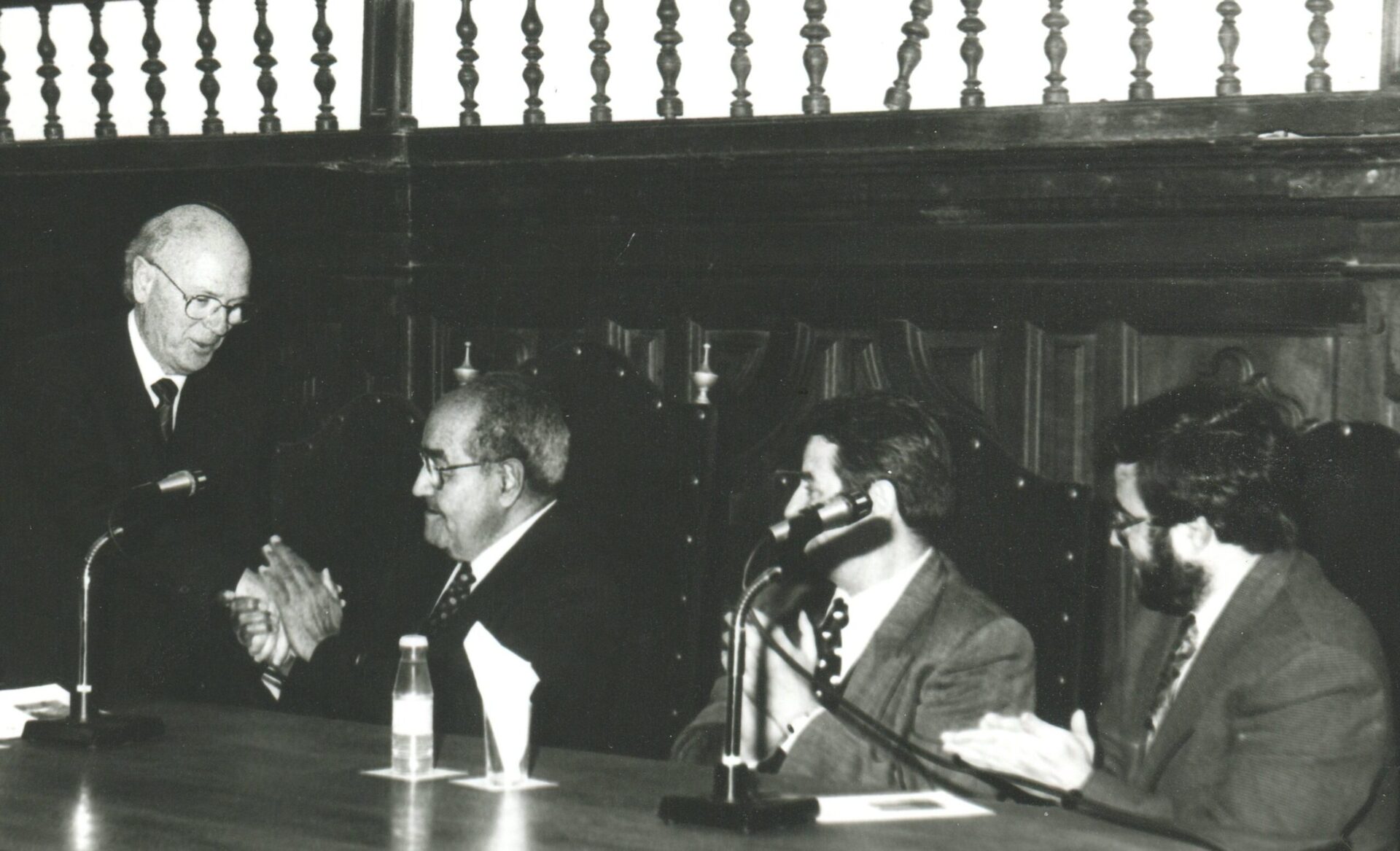 3 Alfonso Ortega, Baquero, De Vicente y Alfredo Pérez Alencart, en la Pontificia (foto España, 1993)