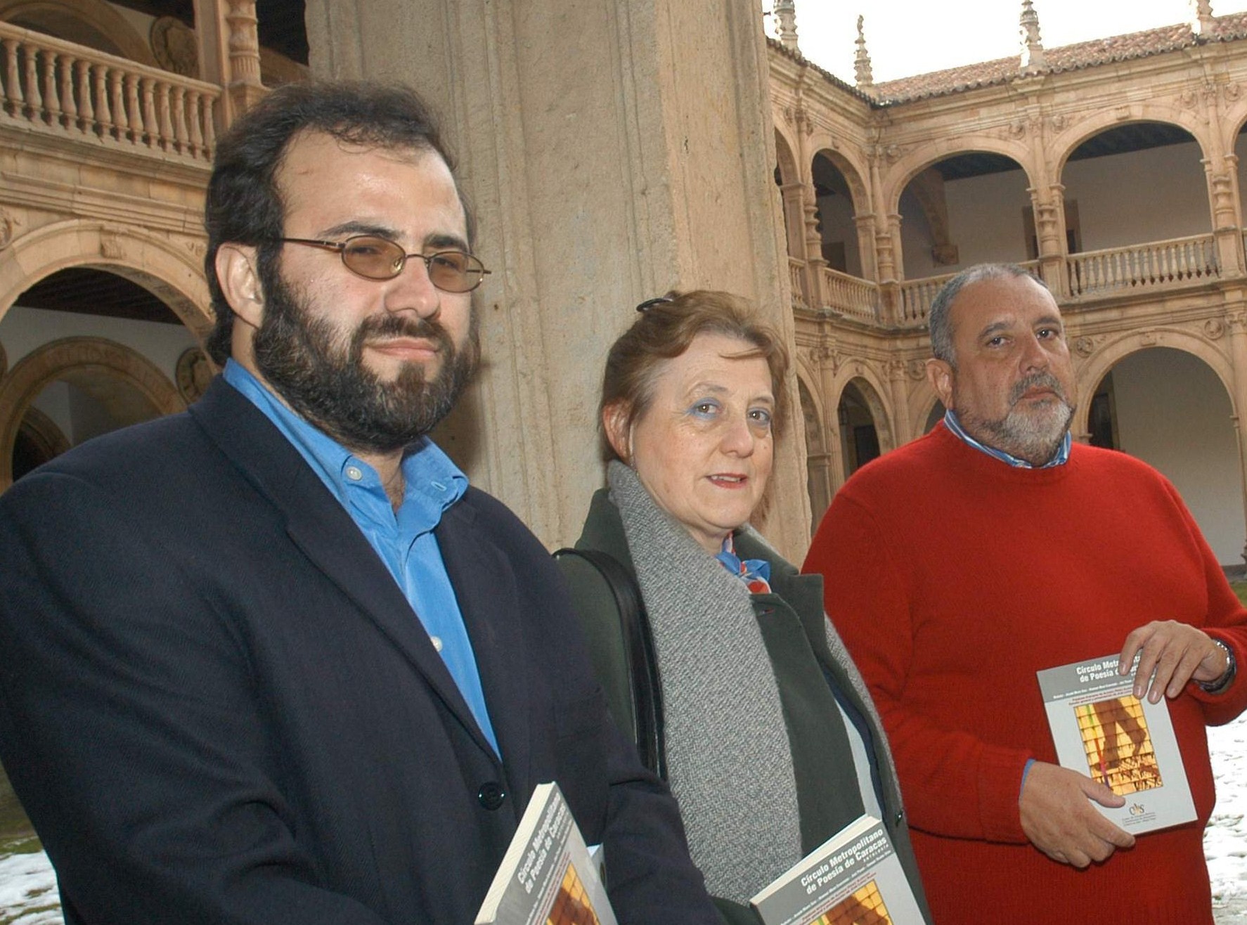 Alfredo Pérez Alencart, Carmen Ruiz Barrionuevo y Enrique Viloria en Salamanca (foto de Alberto Prieto)