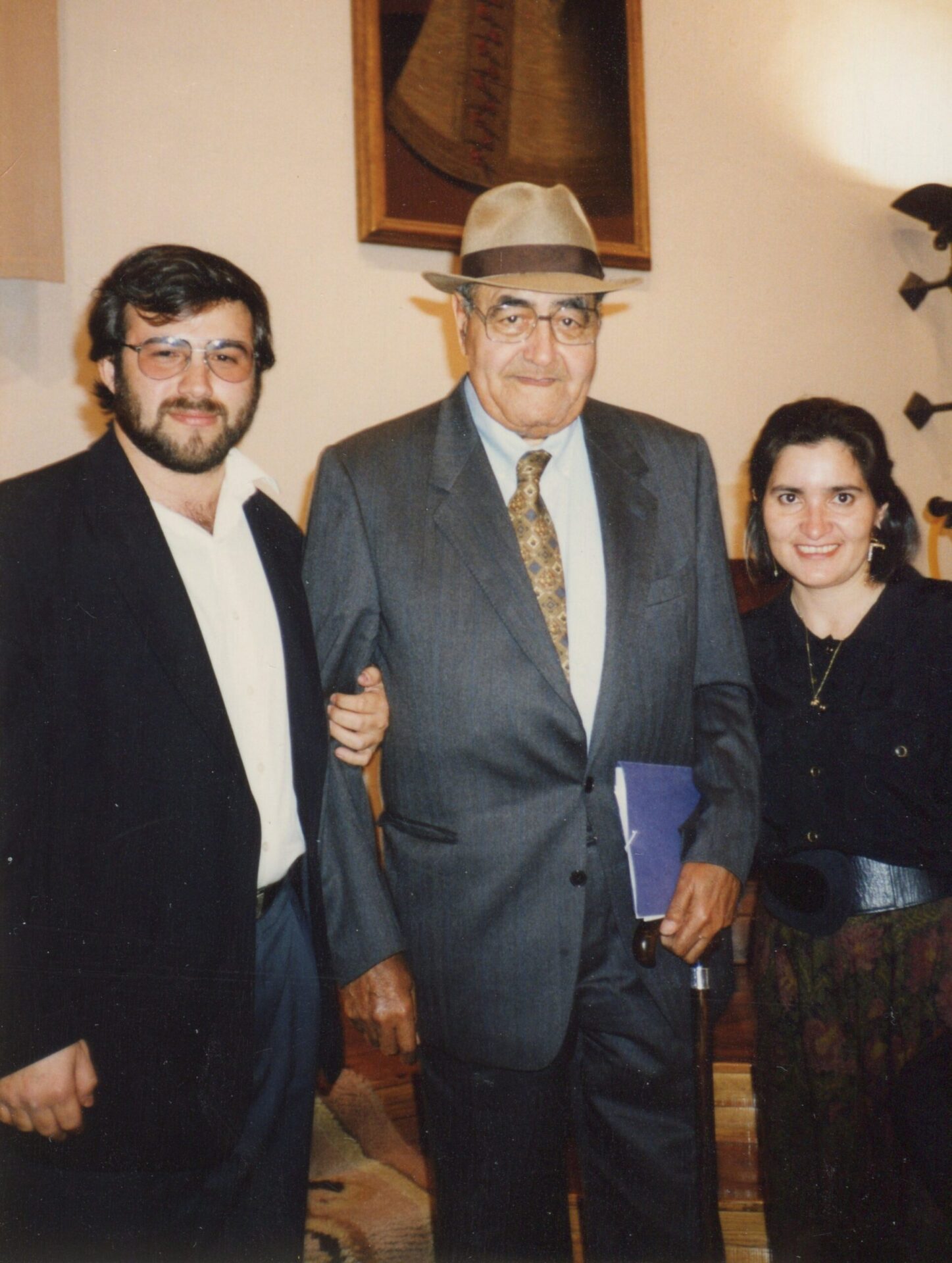 5 Alfredo, Gastón y Jacqueline  en la Universidad de Salamanca (1992)