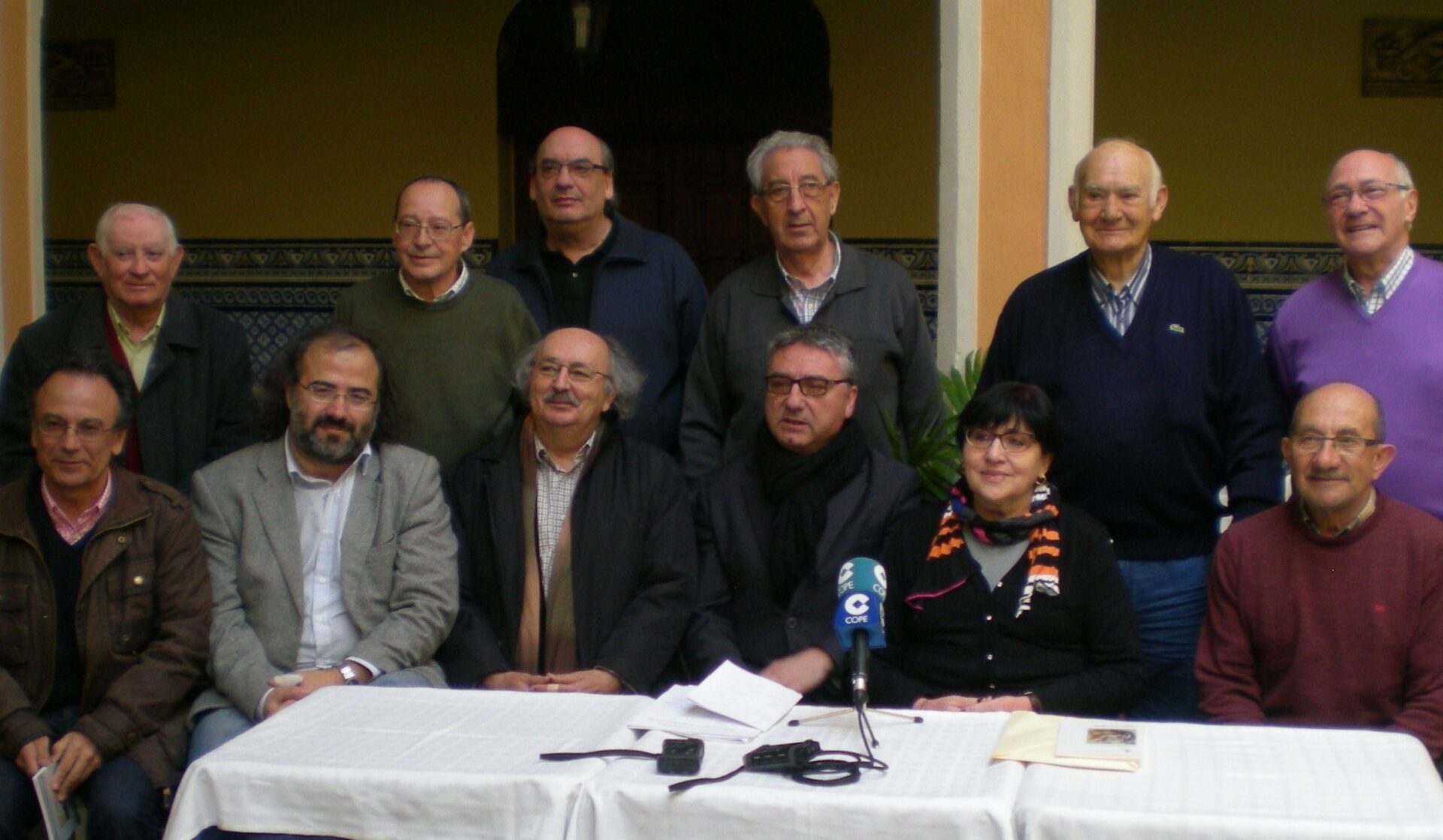 5 Miembros del jurado y representantes de la Hernandad de Cofradías de Peñaranda, presidida por Moisés Pérez