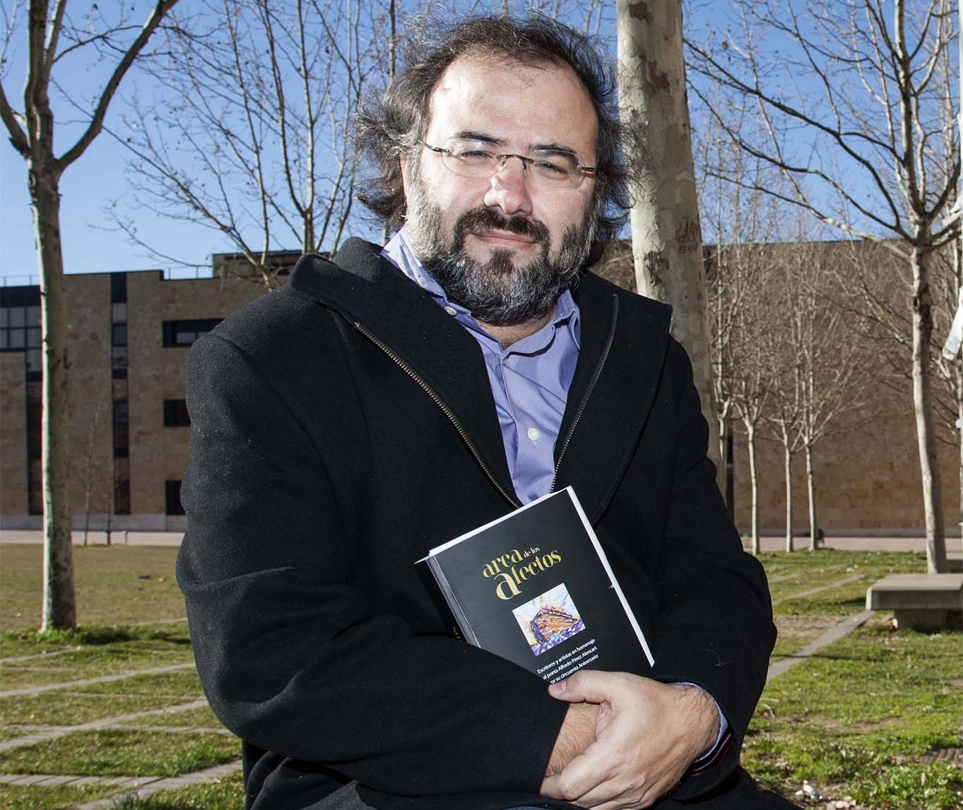 1 Alfredo Pérez Alencart, en el Campus Unamuno de la Universidad (Foto de S. Casado, 2012)