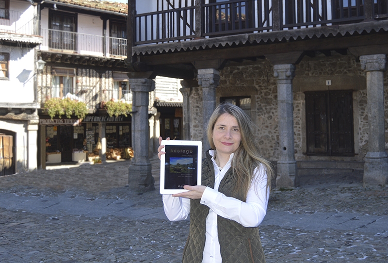 10 Rosa Gómez en La Alberca, con el primer libro conjunto