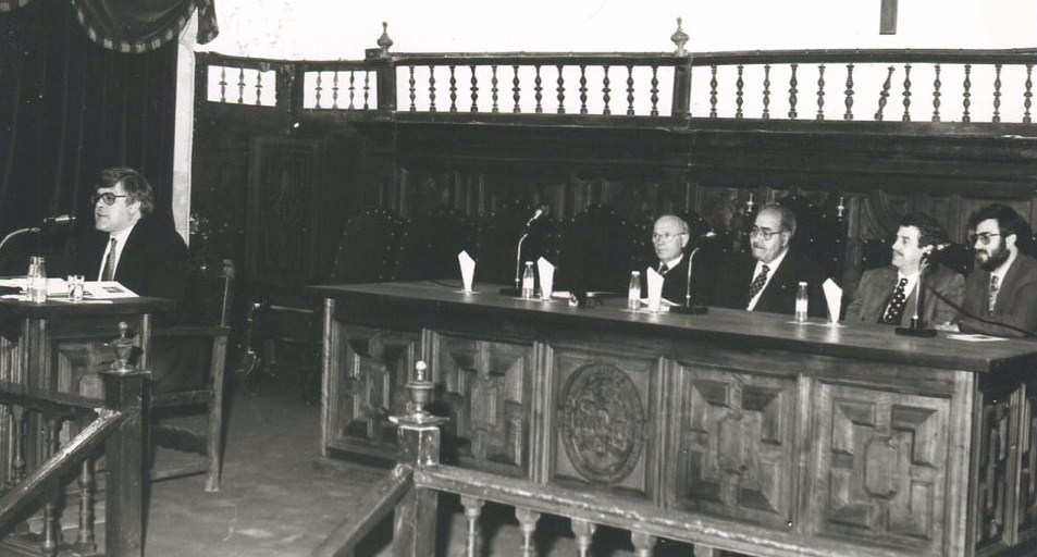 4-juan-gustavo-cobo-borda-en-salamanca-durante-el-homenaje-internacional-a-gaston-baquero-ortega-baquero-de-vicente-y-alencart