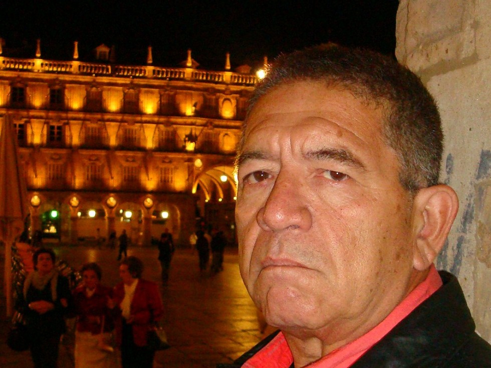 7-harold-alvarado-tenorio-en-la-plaza-mayor-de-salamanca-2009-foto-de-jacqueline-alencar