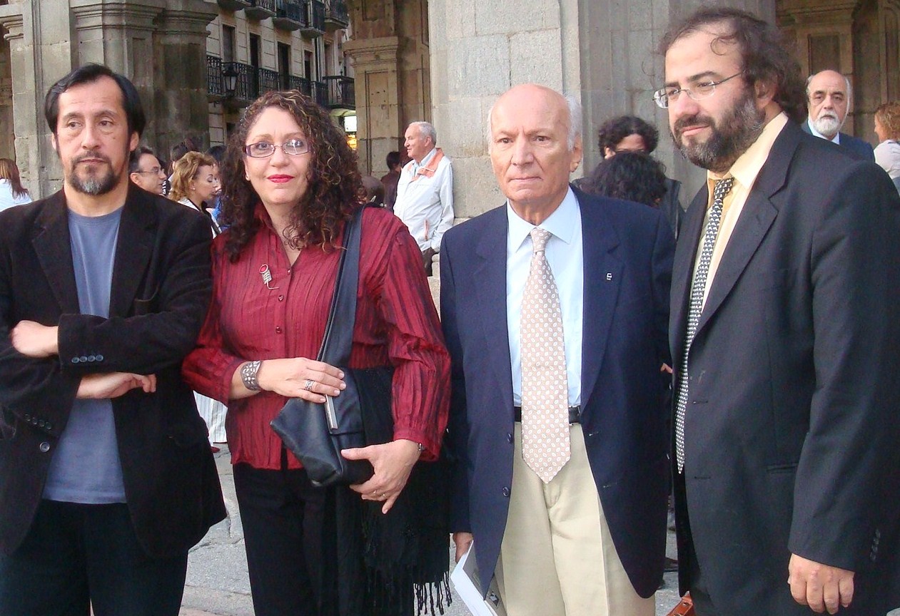 3-elikura-chihualaf-chile-edda-armas-venezuela-albano-martins-portugal-y-alfredo-perez-alencart-peru-espana-en-la-plaza-mayor-de-salamanca-2008