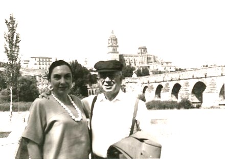 1-gonzalo-rojas-junto-a-su-esposa-hilda-foto-de-a-p-alencart-salamanca-1992