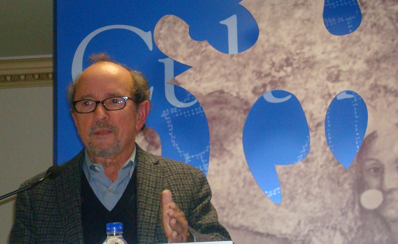 1 Emilio Mozo en la Sala de la palabra del Teatro Liceo (foto de Jacqueline Alencar)