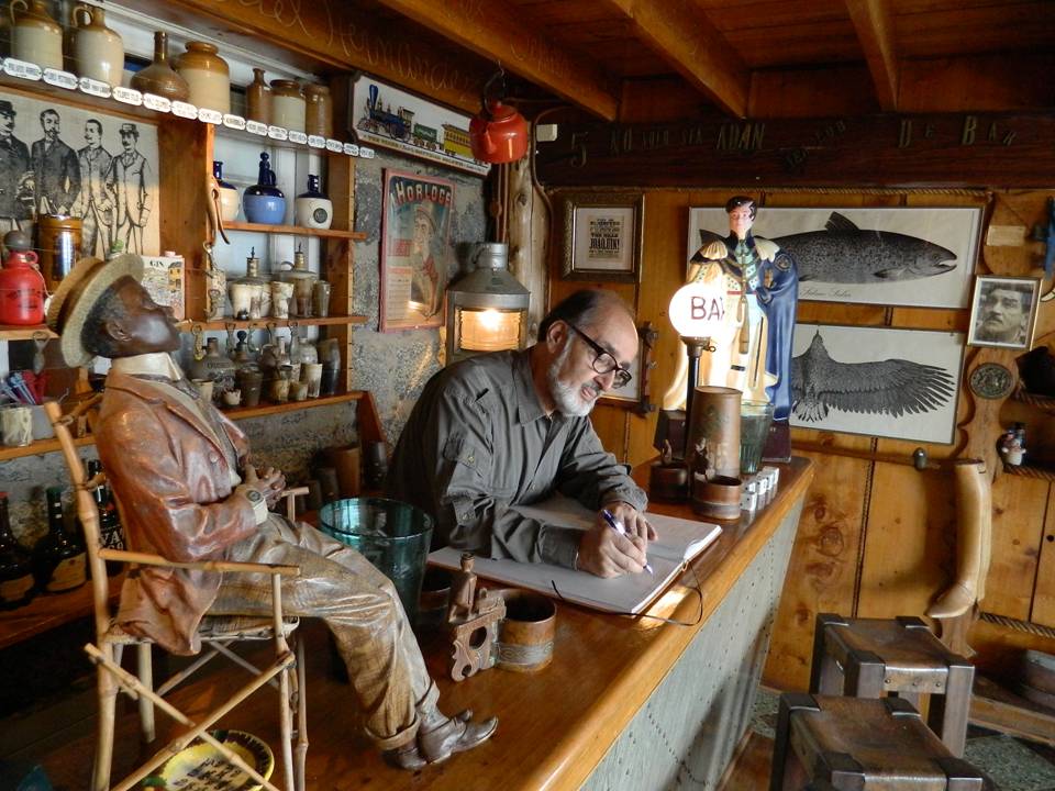 3 Sergio Macías en Isla Negra