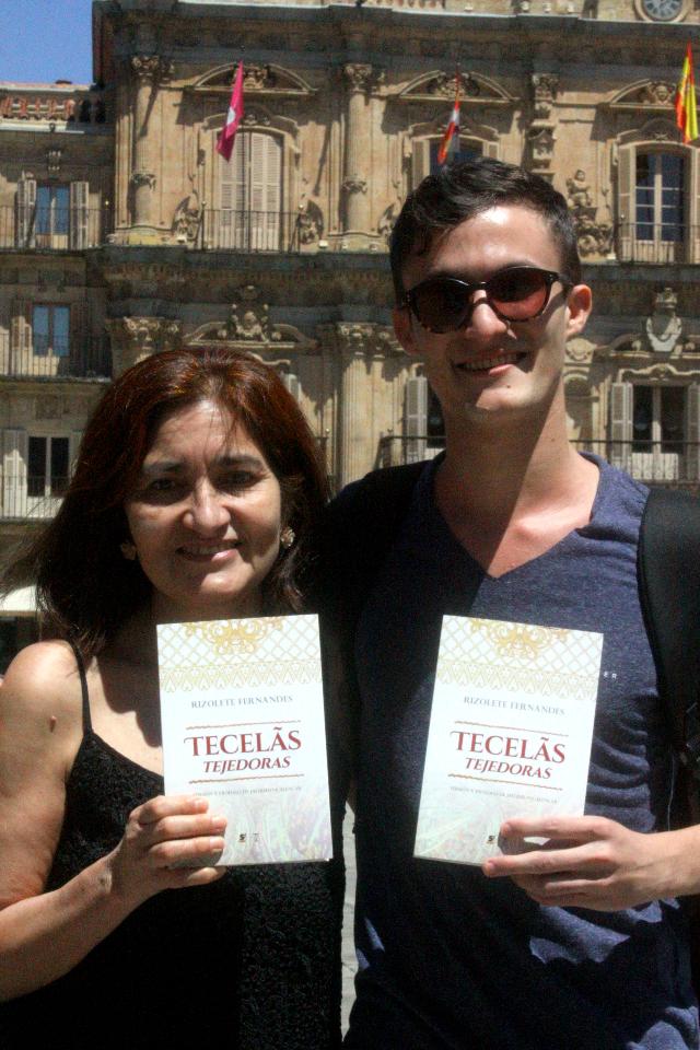 9 Jacqueline Alencar y Leonam Cunha, en la Plaza Mayor de Salamanca