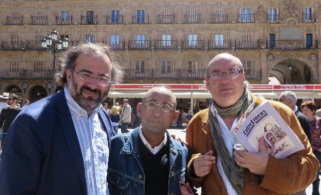 2 Alencart, González Lamelas y Muñoz Quirós, en la Plaza Mayor (Foto de Jacqueline Alencar)