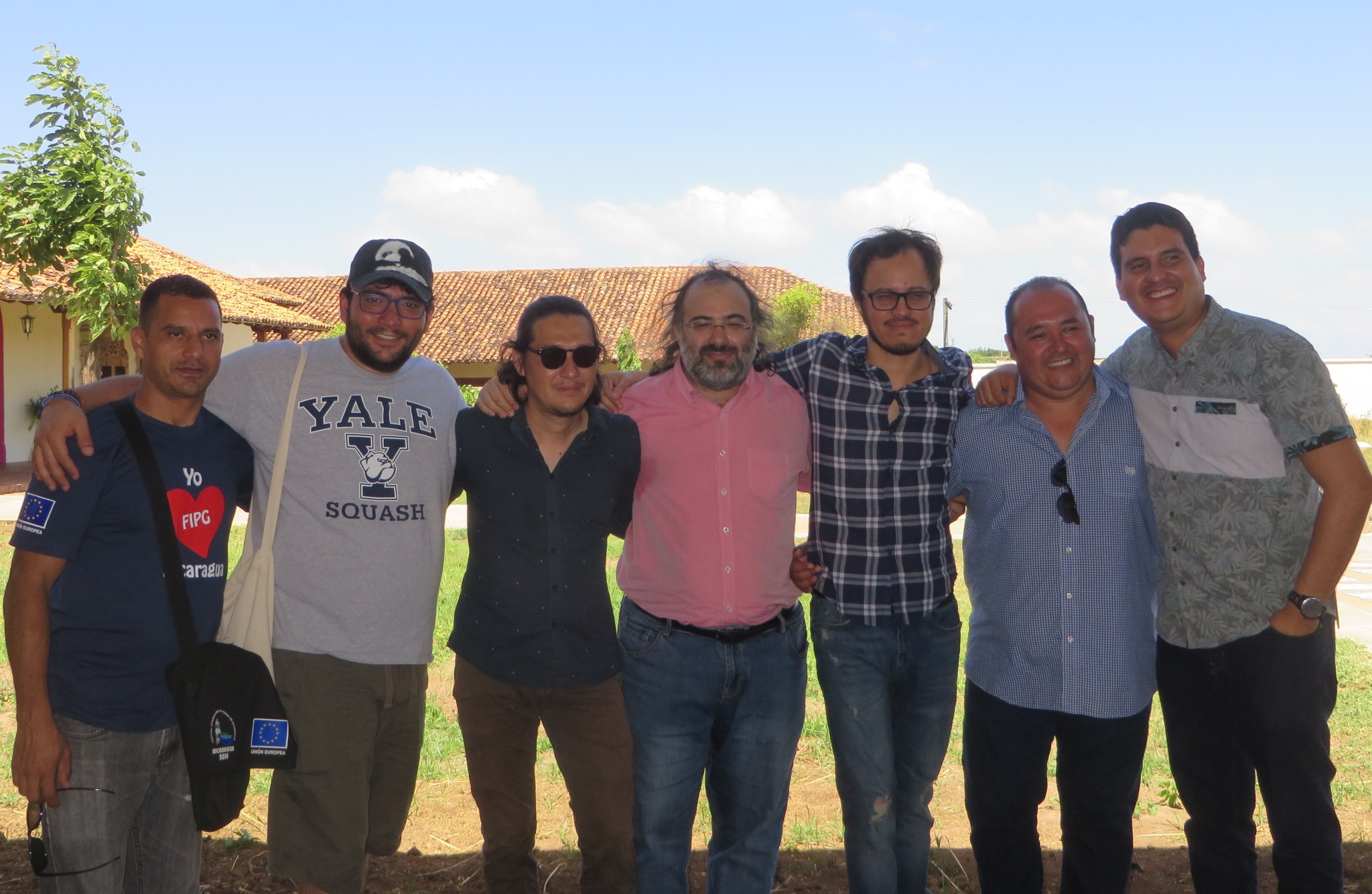 12 Néstor Ulloa, Kattan, Martín Cálix, Alencart, Ordóñez, Salvador Madrid y Ávila (foto de J. Alencar)