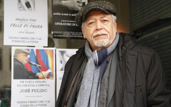 12 El poeta, periodista y narrador José Pulido, en Génova (foto de Gabriela Pulido)